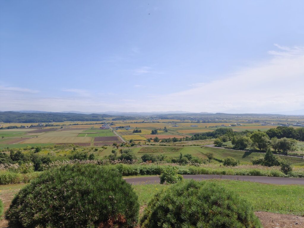 沼田町の穴場スポットである萌の丘から見下ろす静かで美しい絶景